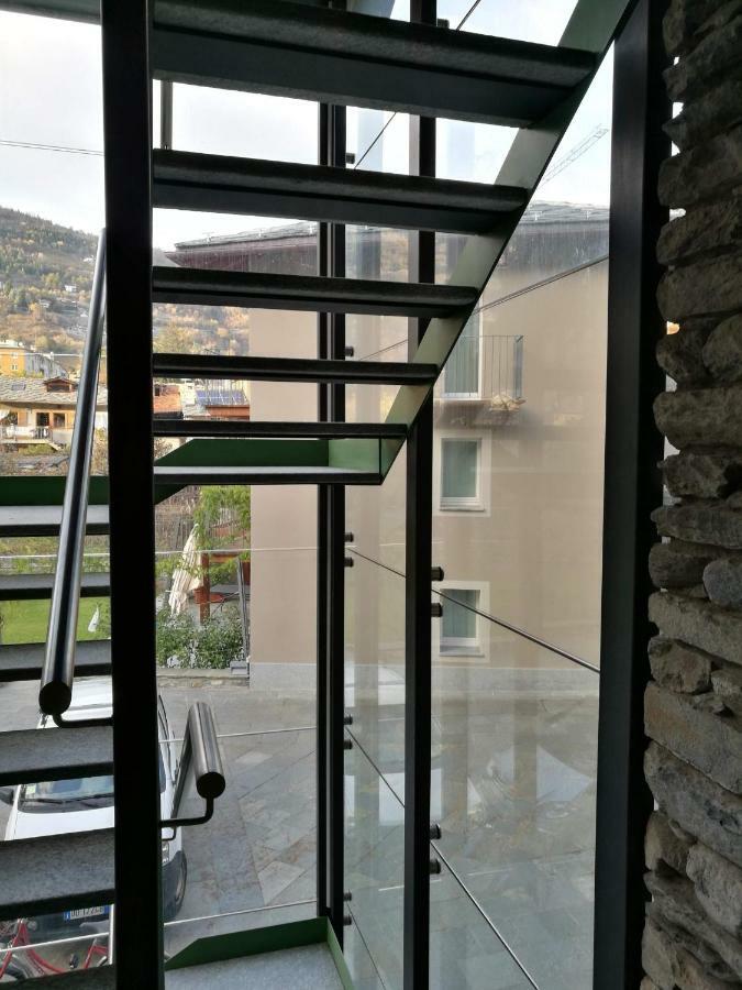 L'Atelier Du Temps - Les Greniers Appartements Aosta Exterior foto